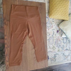 NWOT lululemon Align Cropped Leggings 21"